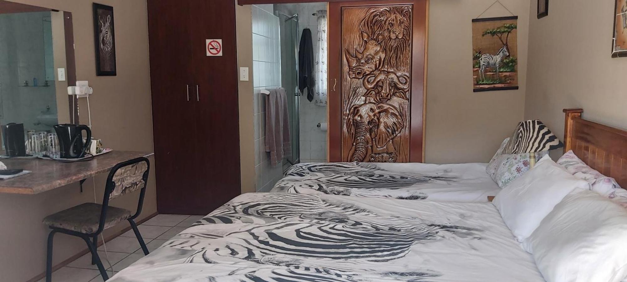 African Elephant Guesthouse 杰米斯顿 外观 照片